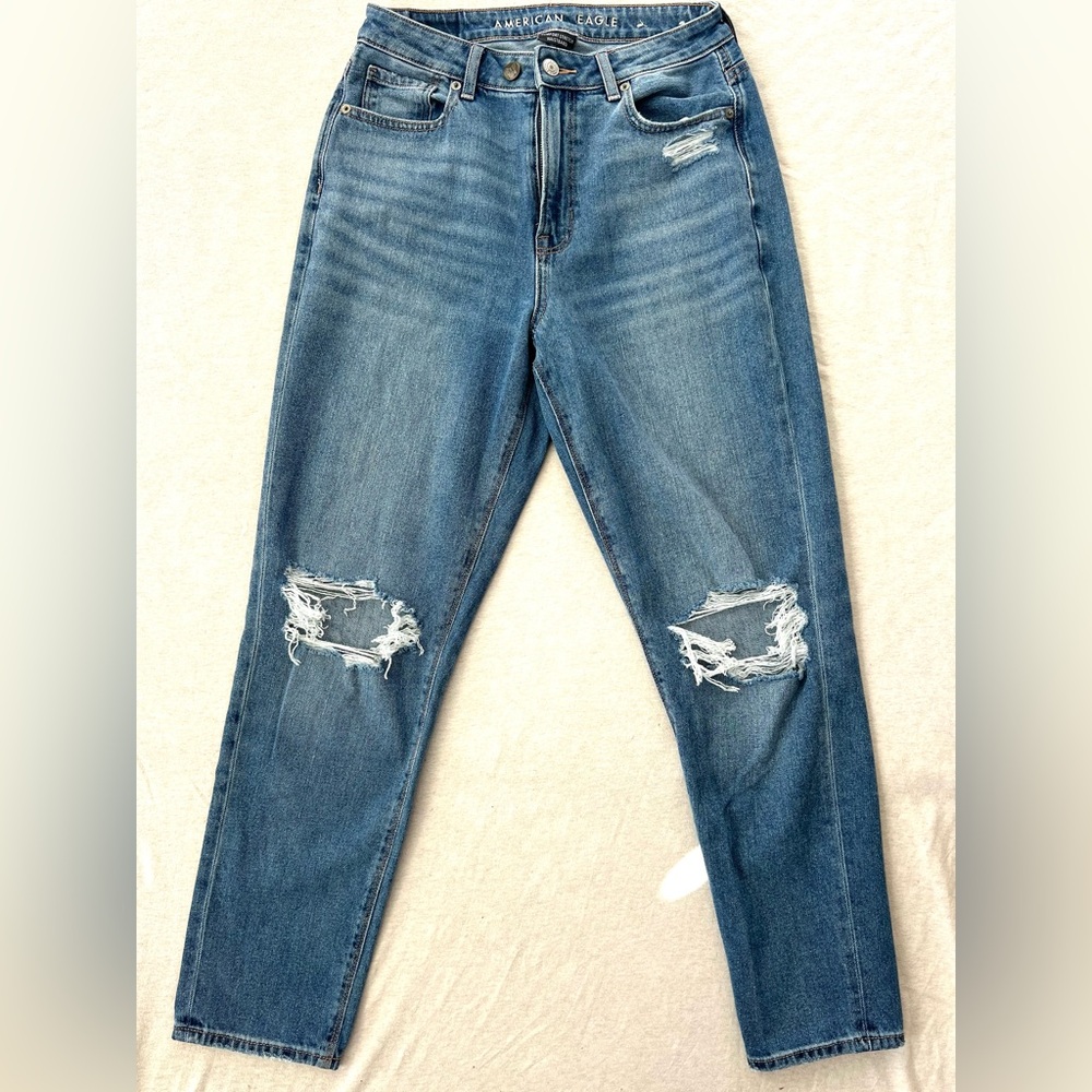 American Eagle comfort waist Distressed Blue Jeans
